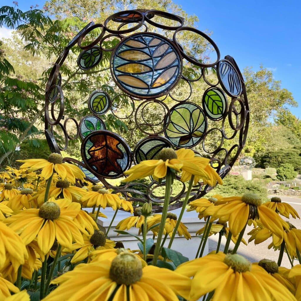 Large garden sculpture with 20 different leaf designs